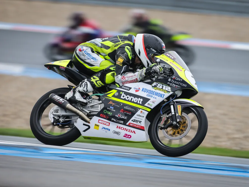 A great season for Roman Durdis: fourth place in the Moto4 Northern Cup!