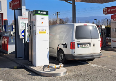 Bonett pod vlastnou značkou otvára prvé dve CNG stanice na Slovensku